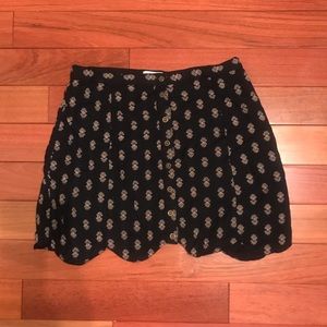 Urban outfitters skirt size 4 (small). Worn once!